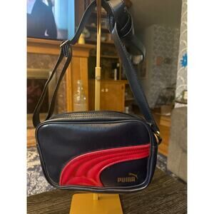 Vintage Puma Navy & Red Y2K Camera Crossbody